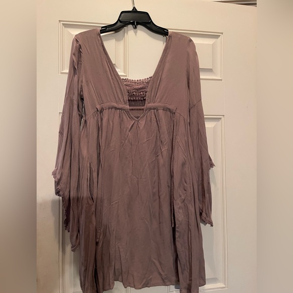 Deep Mauve baby doll dress with bell sleeves. - Picture 2 of 6